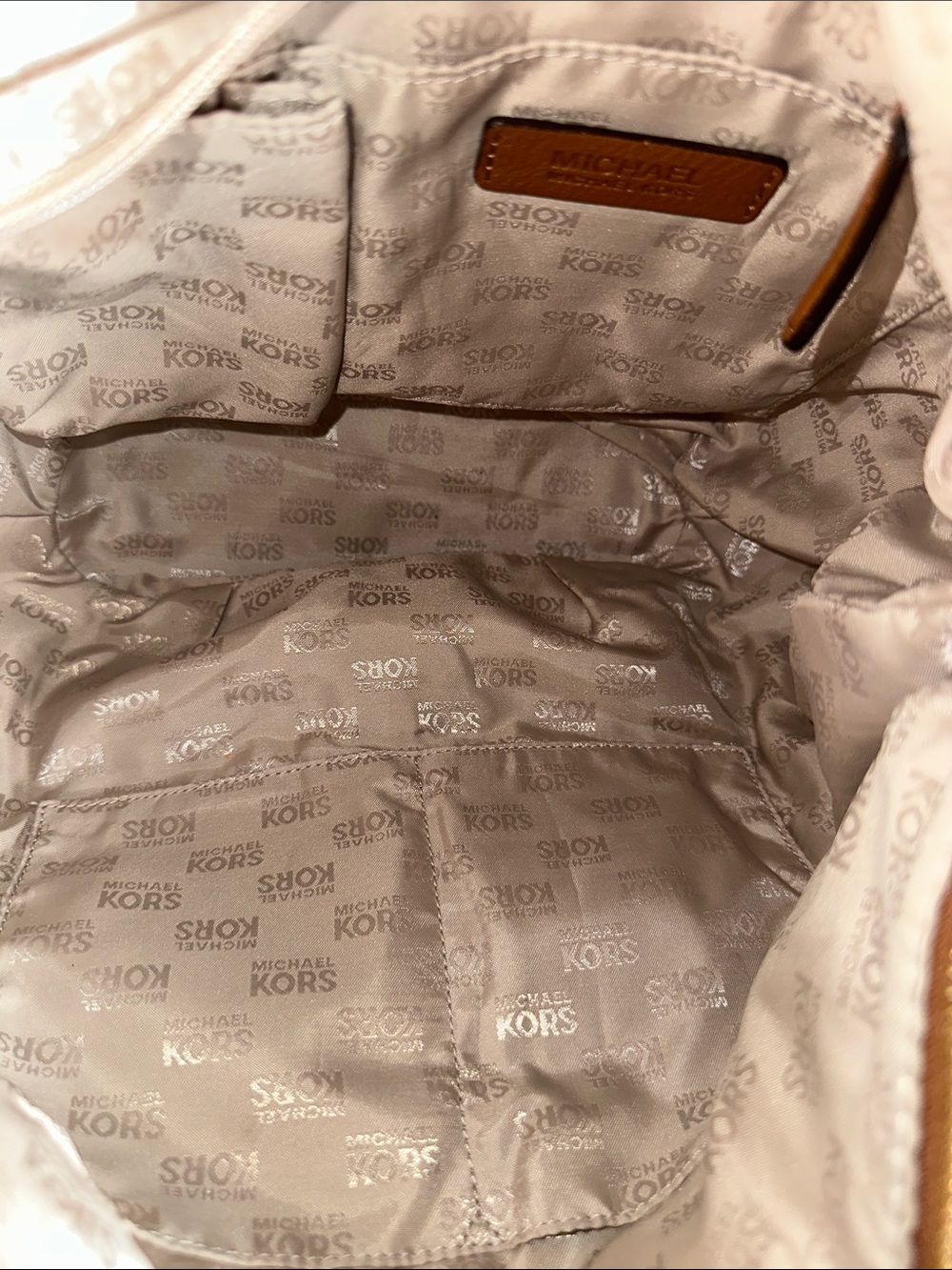 Michael Kors Fulton pebbled leather hobo bag in caramel tan! - Picture 7 of 7